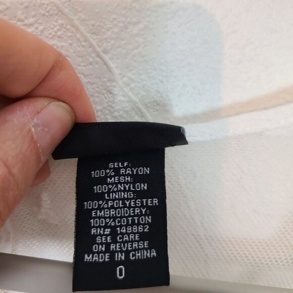 Torrid Womens 0X Off White Sheer Lace and Plisse Peplum Embroidered Floral Tunic - Picture 7 of 8